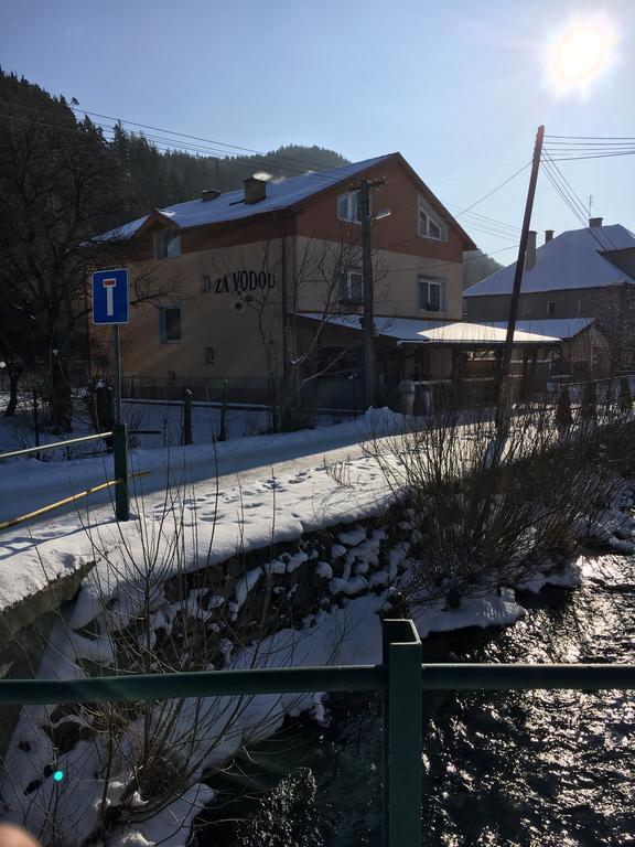 Penzion Za Vodou Liptovský Ján Exteriör bild